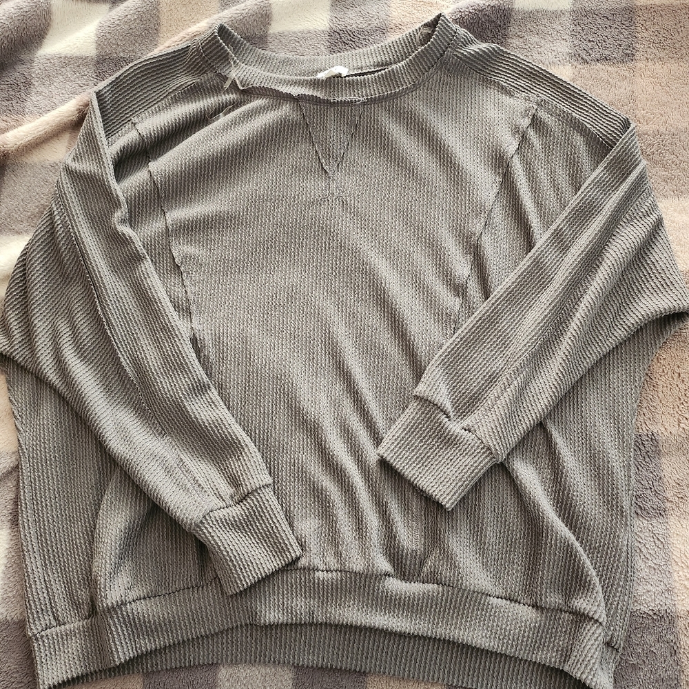 BKE Grey sweater